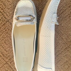 ANNE KLEIN I FLEX 

ANNE KLEIN NORIS LOAFER SLIP ON SHOES IVORY SIZE 8